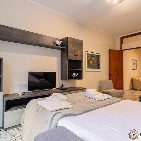 Piccinni Guesthouse By Apulia Accommodation Bari Esterno foto