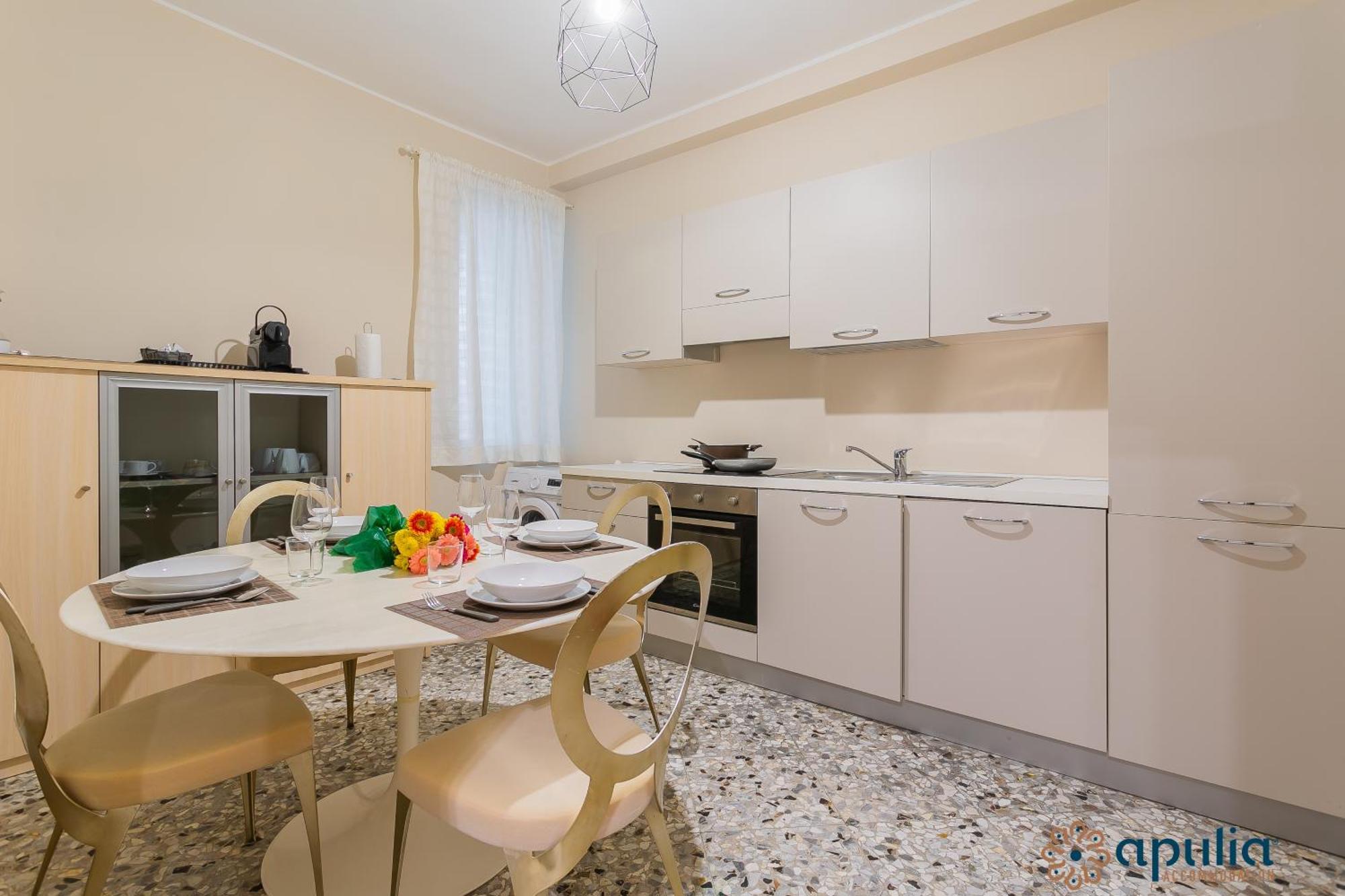 Piccinni Guesthouse By Apulia Accommodation Bari Esterno foto